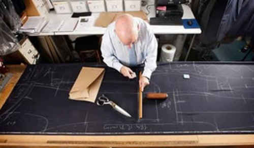 通路快建新零售案例 一线厂库来袭，女装产业洗牌在即